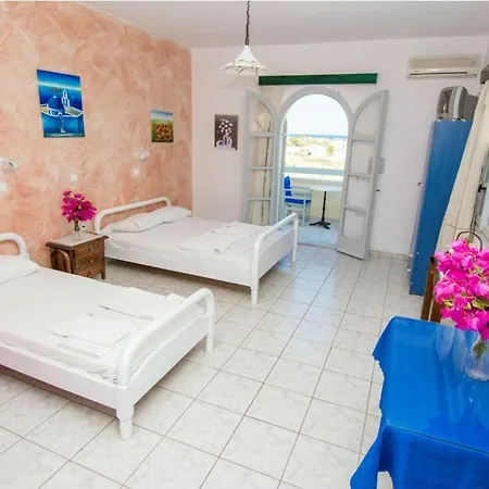 Happy Fish Beachfront Appartamento Perissa (Santorini)